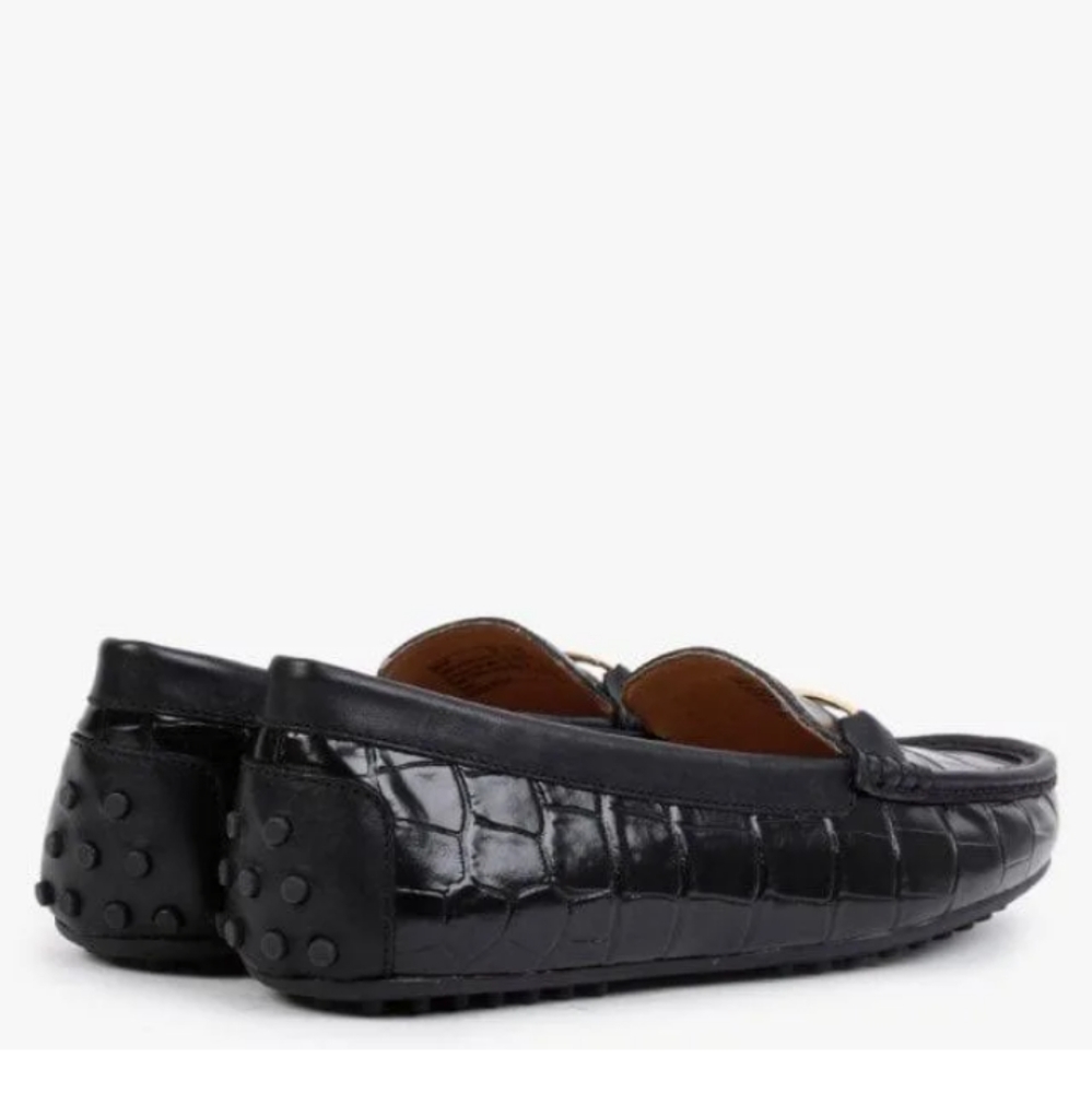 Slip on shoes